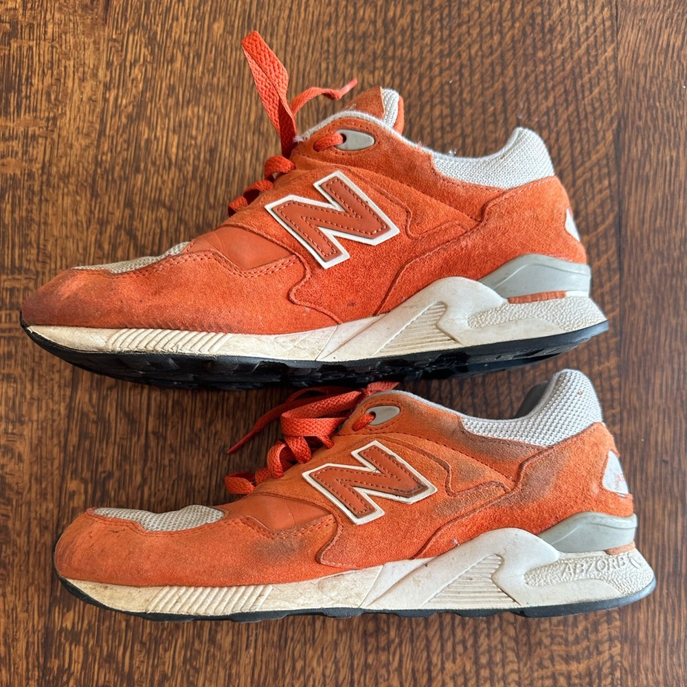 New Balance 878 trainers in orange and white #sneakers